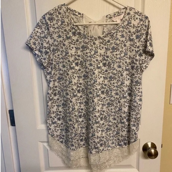 LC Lauren Conrad Bow Back Shirttail Tunic - Picture 2 of 5